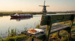 Cover art for Noor in de Biesbosch: een nieuwsgierige krantenlezer